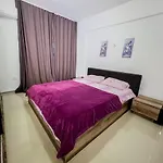 в комплексах цезарь и цезарь блю Apartment *