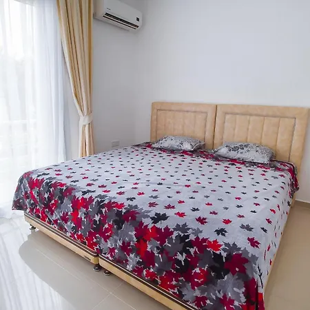 Caesar Apartment