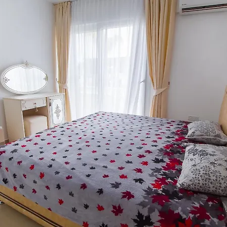 Caesar Apartment